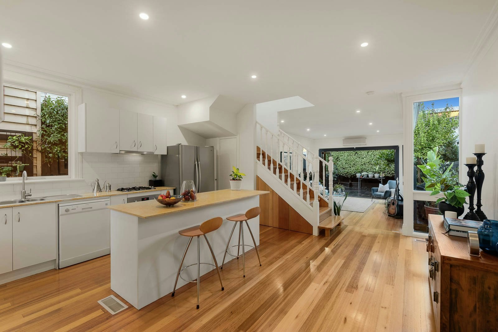 132 Edgevale Road, Kew, VIC