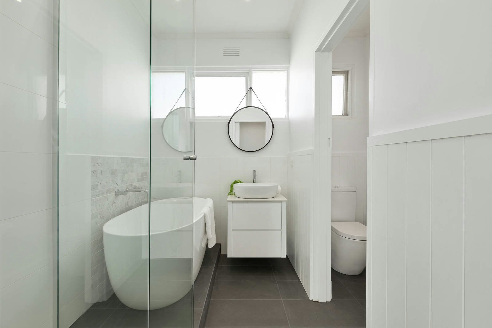 4/9 Acheron Avenue, Camberwell, VIC