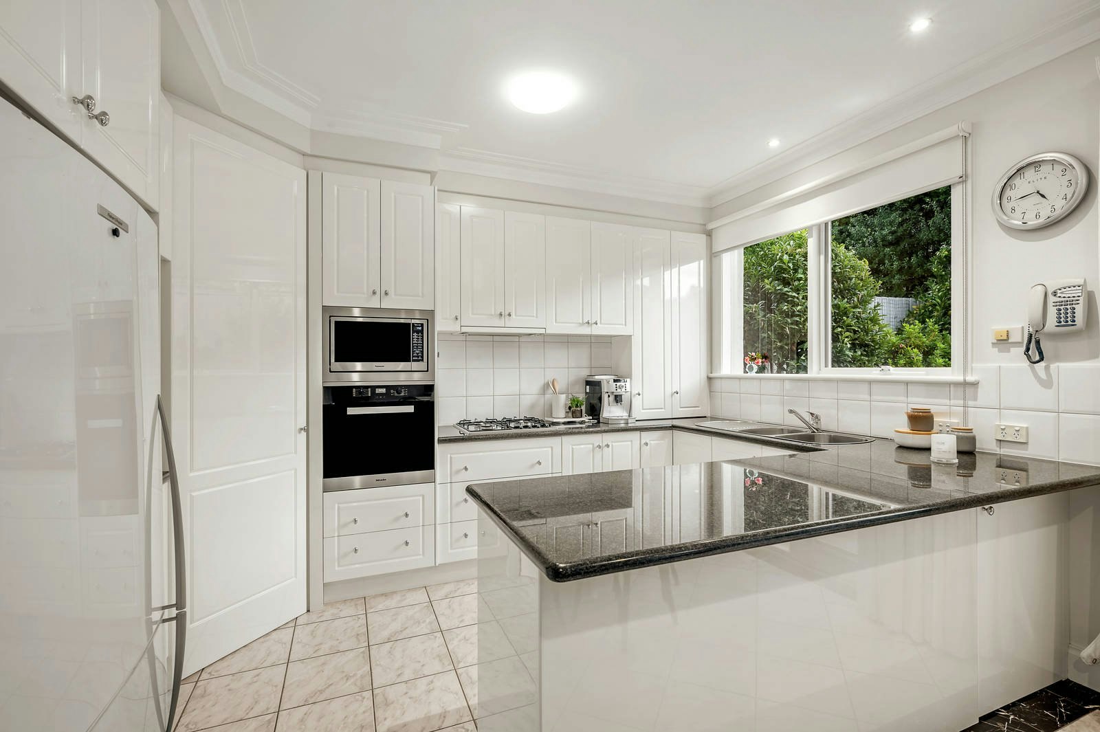 27A Anne Crescent, Brighton, VIC