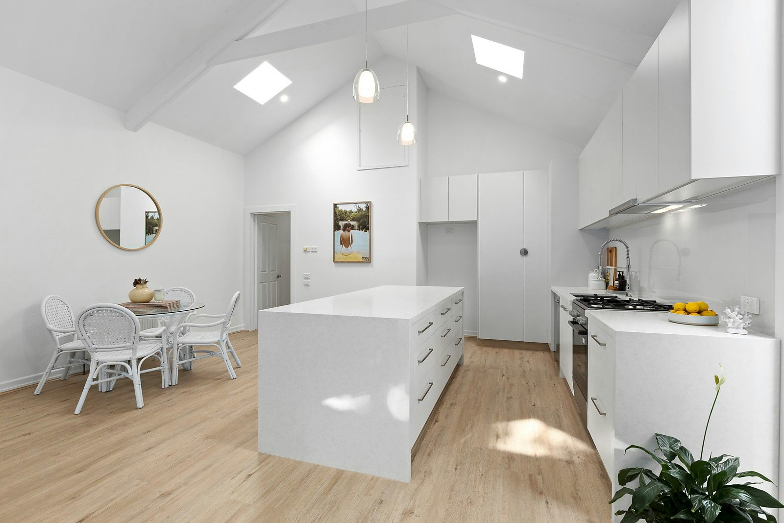 42 Rothesay Avenue, Elwood, VIC