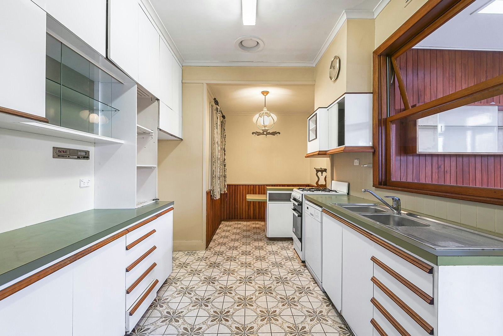 46 Wandsworth Road, Surrey Hills, VIC