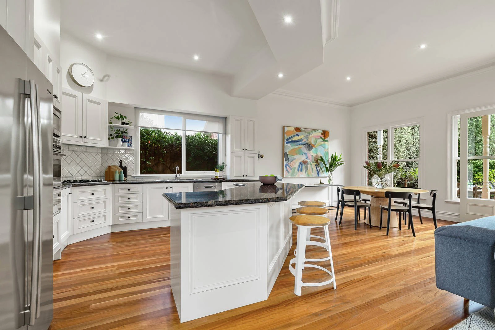 25 Erica Avenue, Glen Iris, VIC
