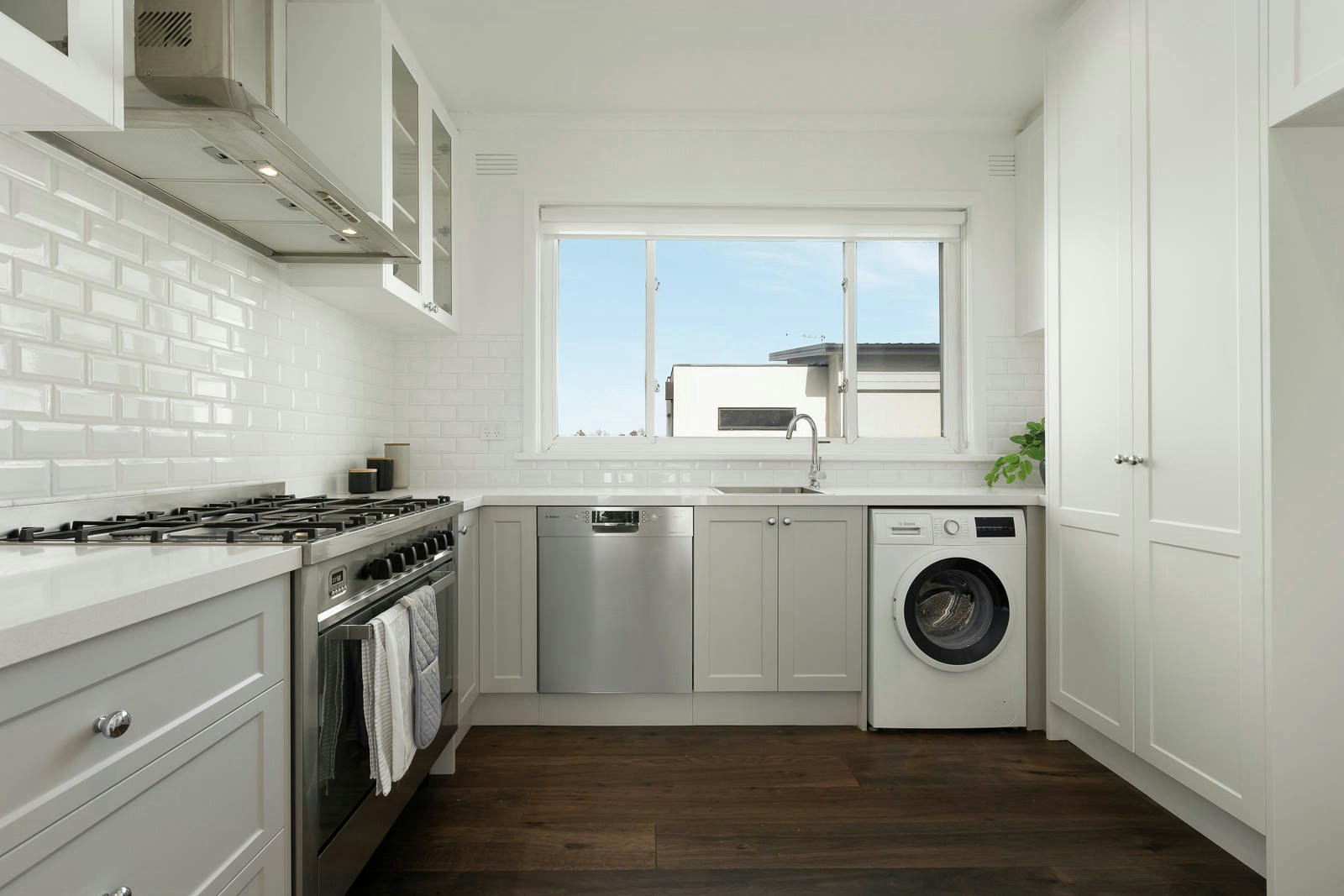 4/9 Acheron Avenue, Camberwell, VIC