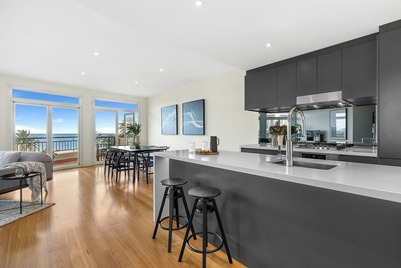 403/88 Beach Street, Port Melbourne, VIC