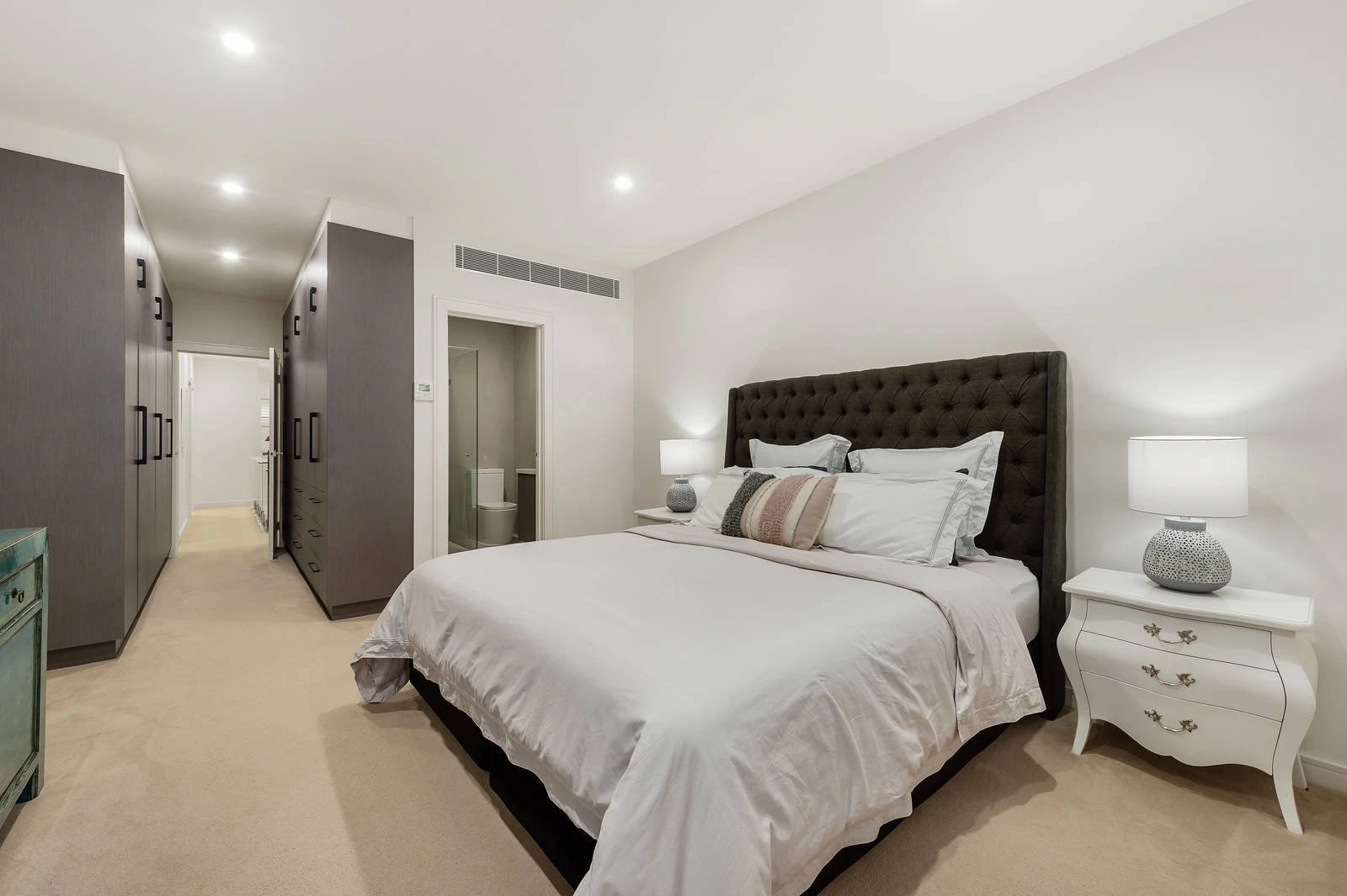 2/6a Ruabon Road, Toorak, VIC