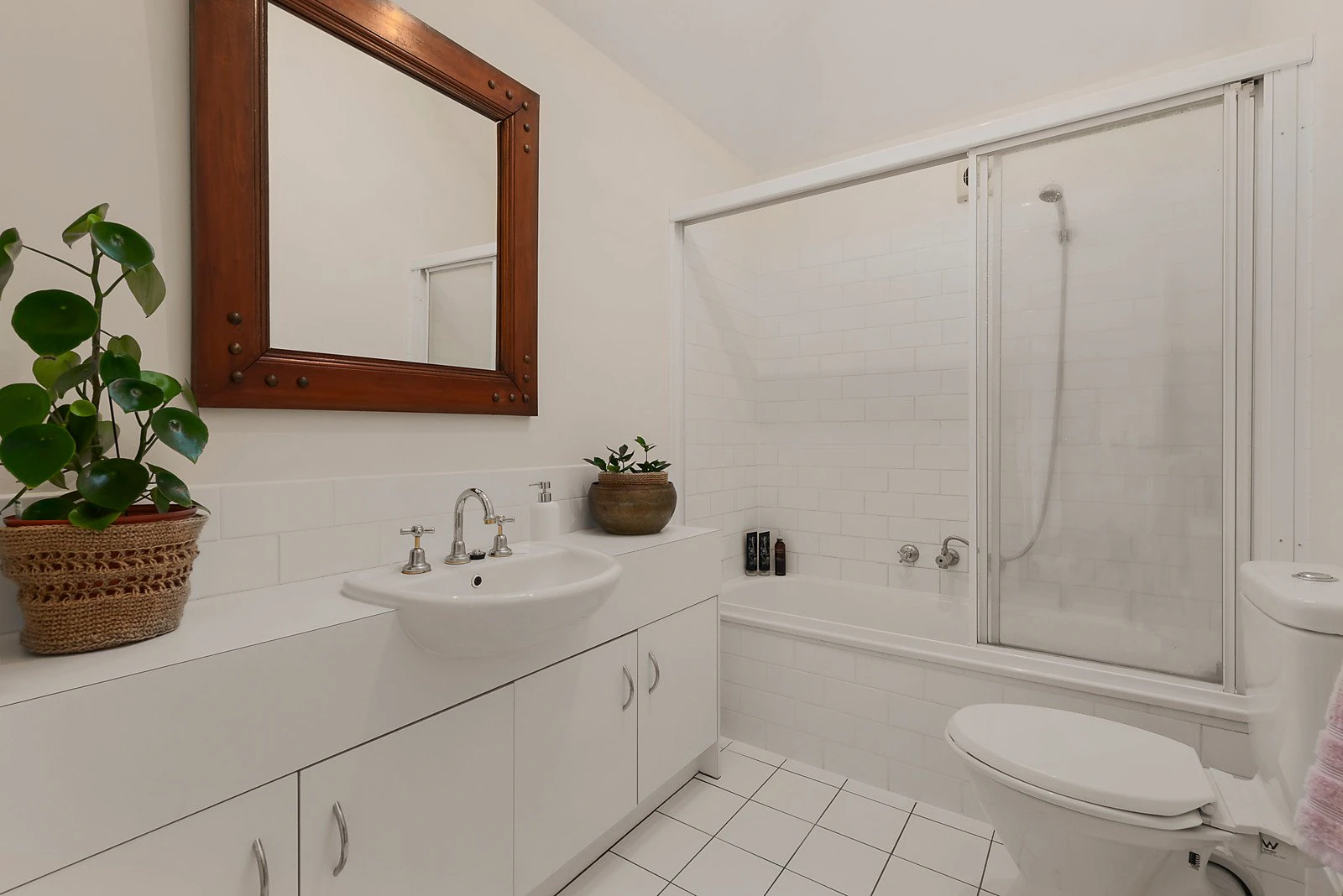 132 Edgevale Road, Kew, VIC