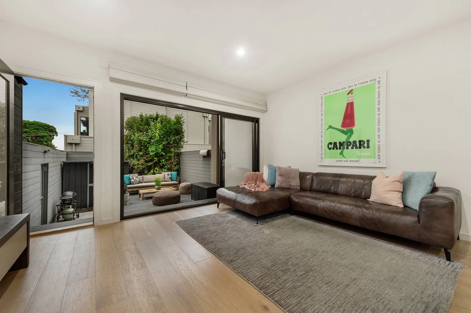 2/6a Ruabon Road, Toorak, VIC