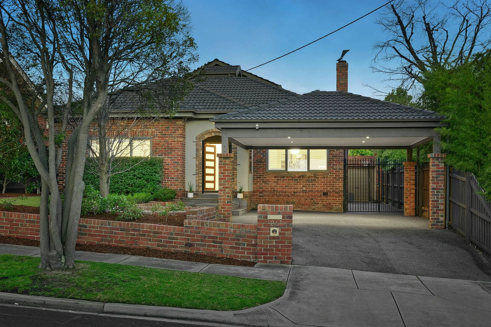 25 Mont Iris Avenue, Glen Iris, VIC