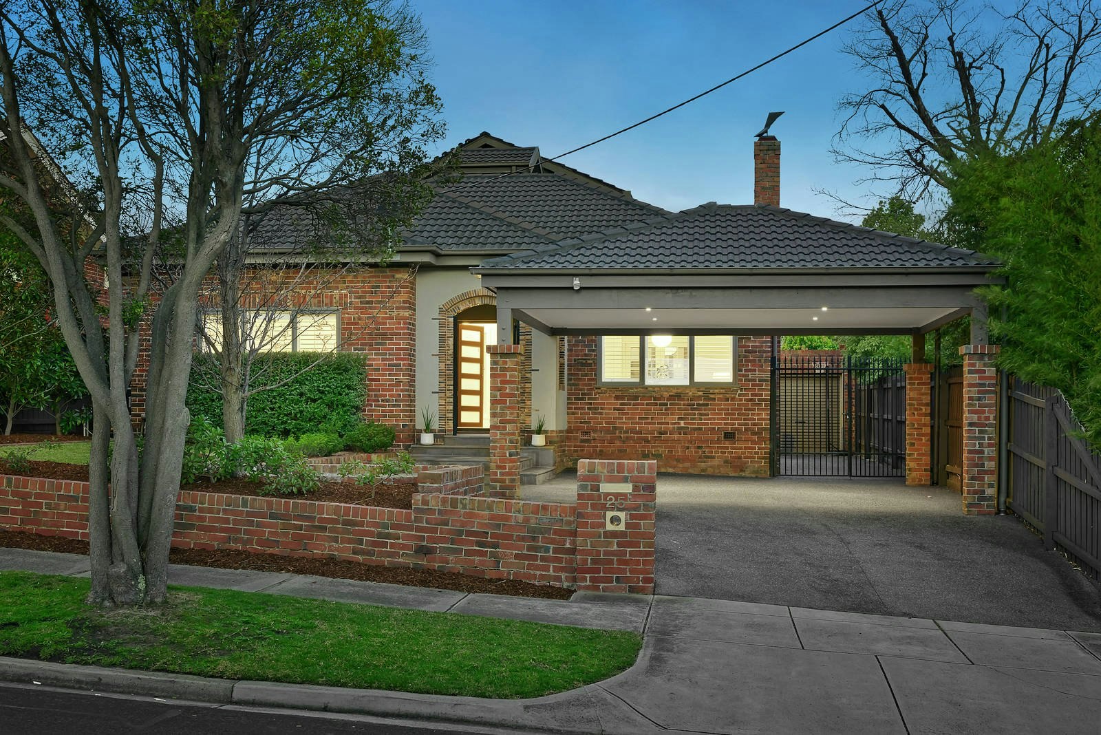 25 Mont Iris Avenue, Glen Iris, VIC