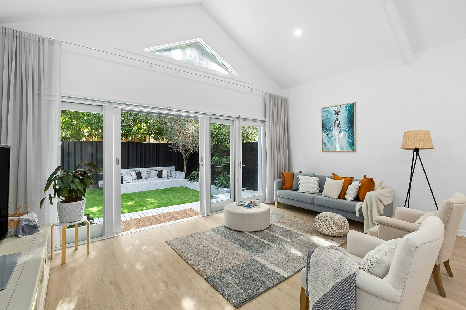 42 Rothesay Avenue, Elwood, VIC