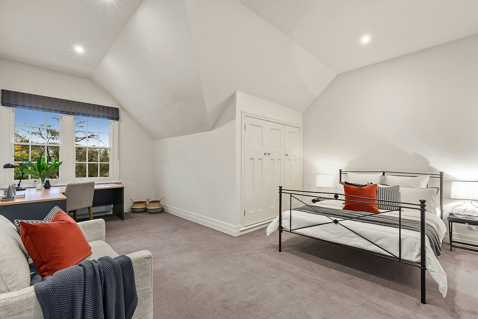 52 Broadway, Camberwell, VIC