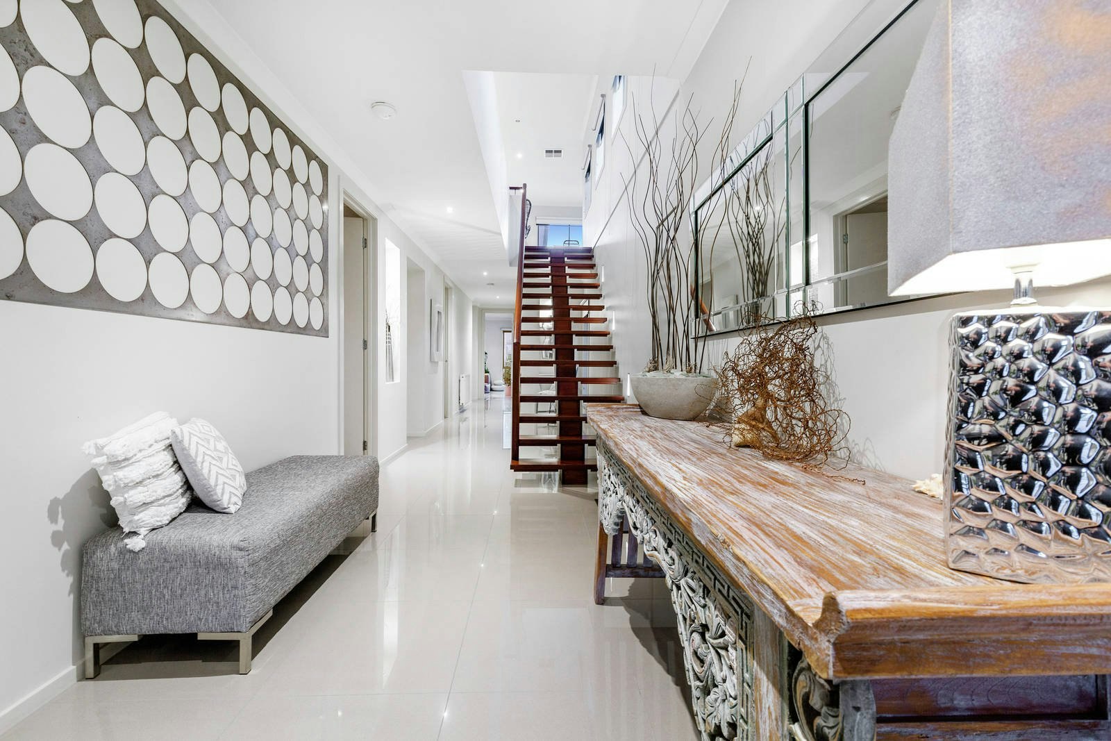 2 Yacht Court, Mornington, VIC