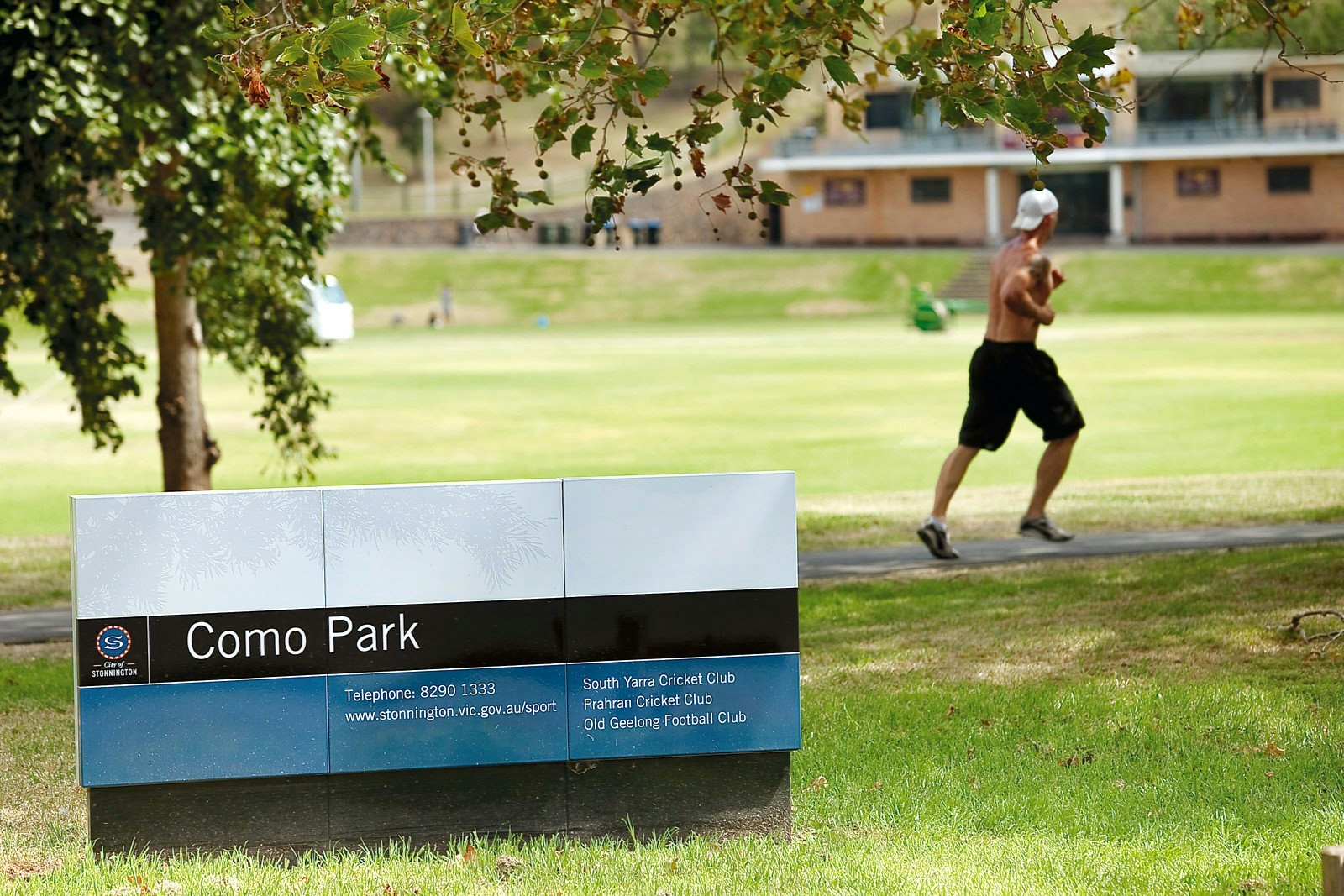 32 Balmerino Avenue, Toorak, VIC