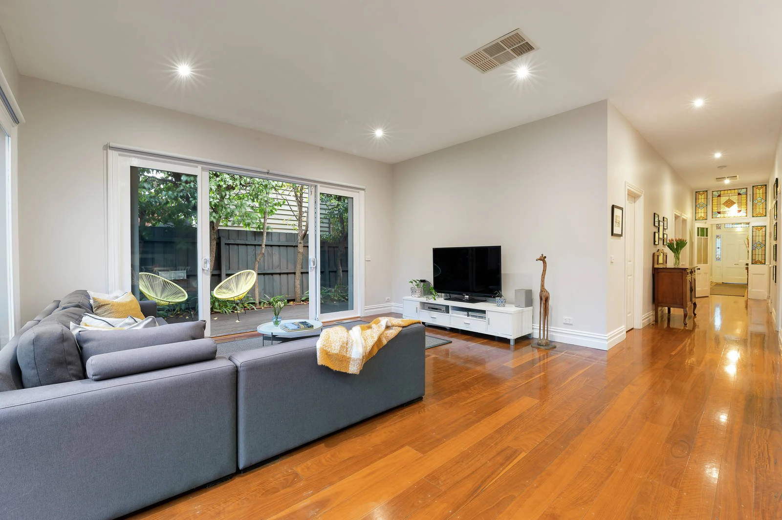 6 Mayfield Grove, Caulfield North, VIC