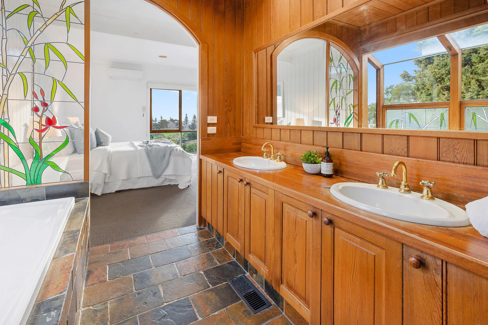 11 Mohilla Street, Mount Eliza, VIC