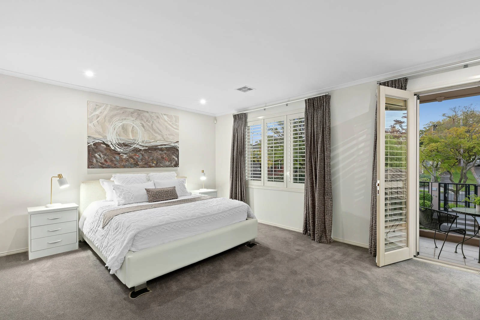 2 Airedale Avenue, Hawthorn East, VIC