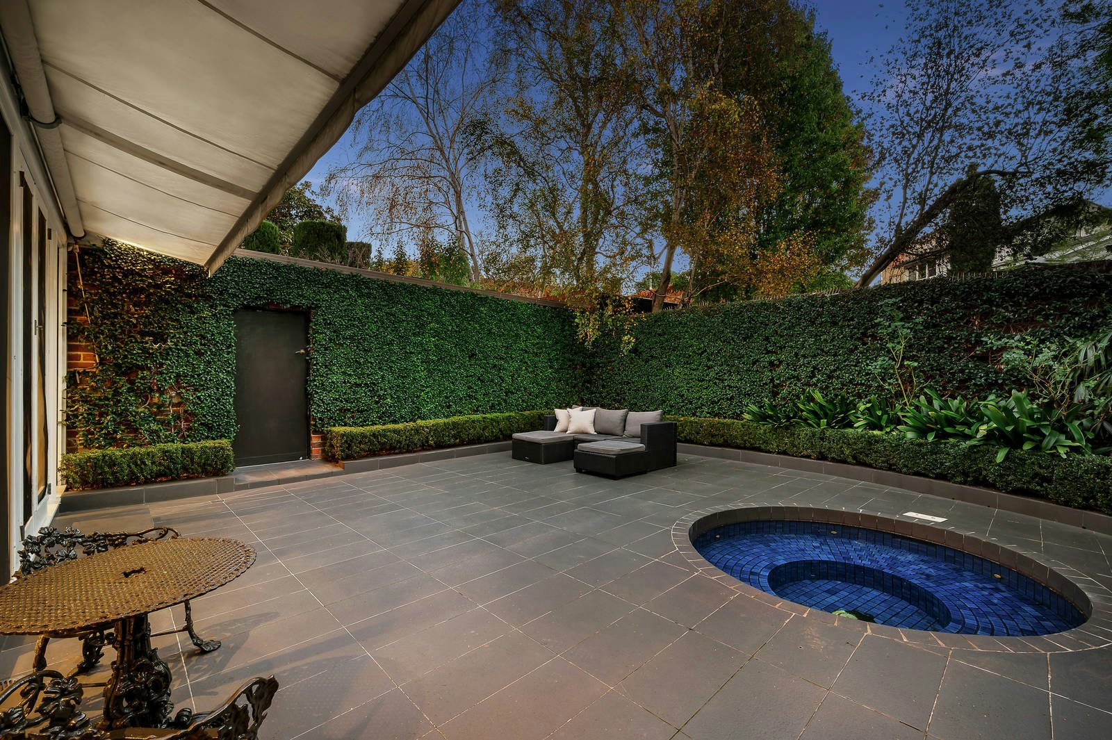 11 Evans Court, Toorak, VIC