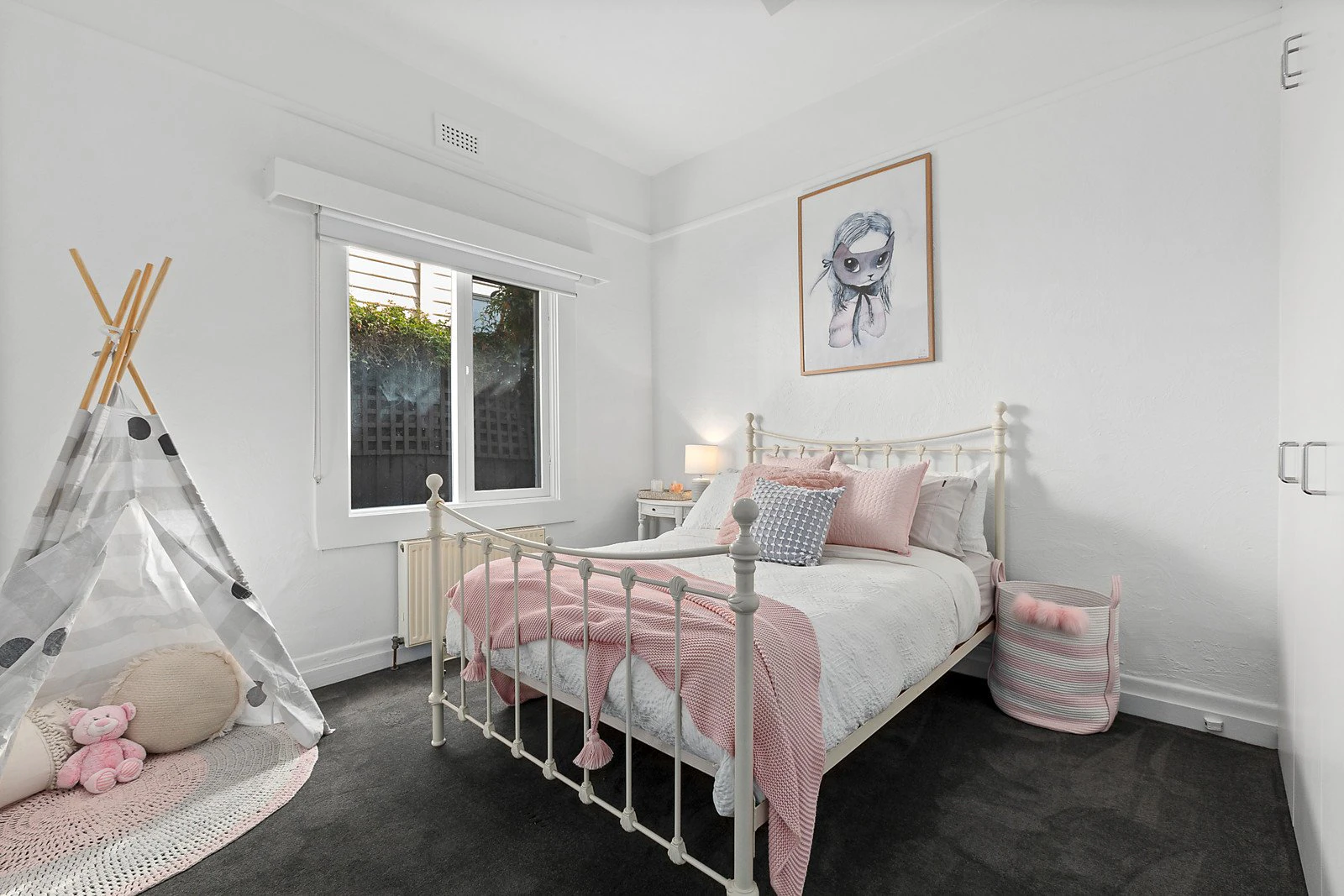 42 Rothesay Avenue, Elwood, VIC