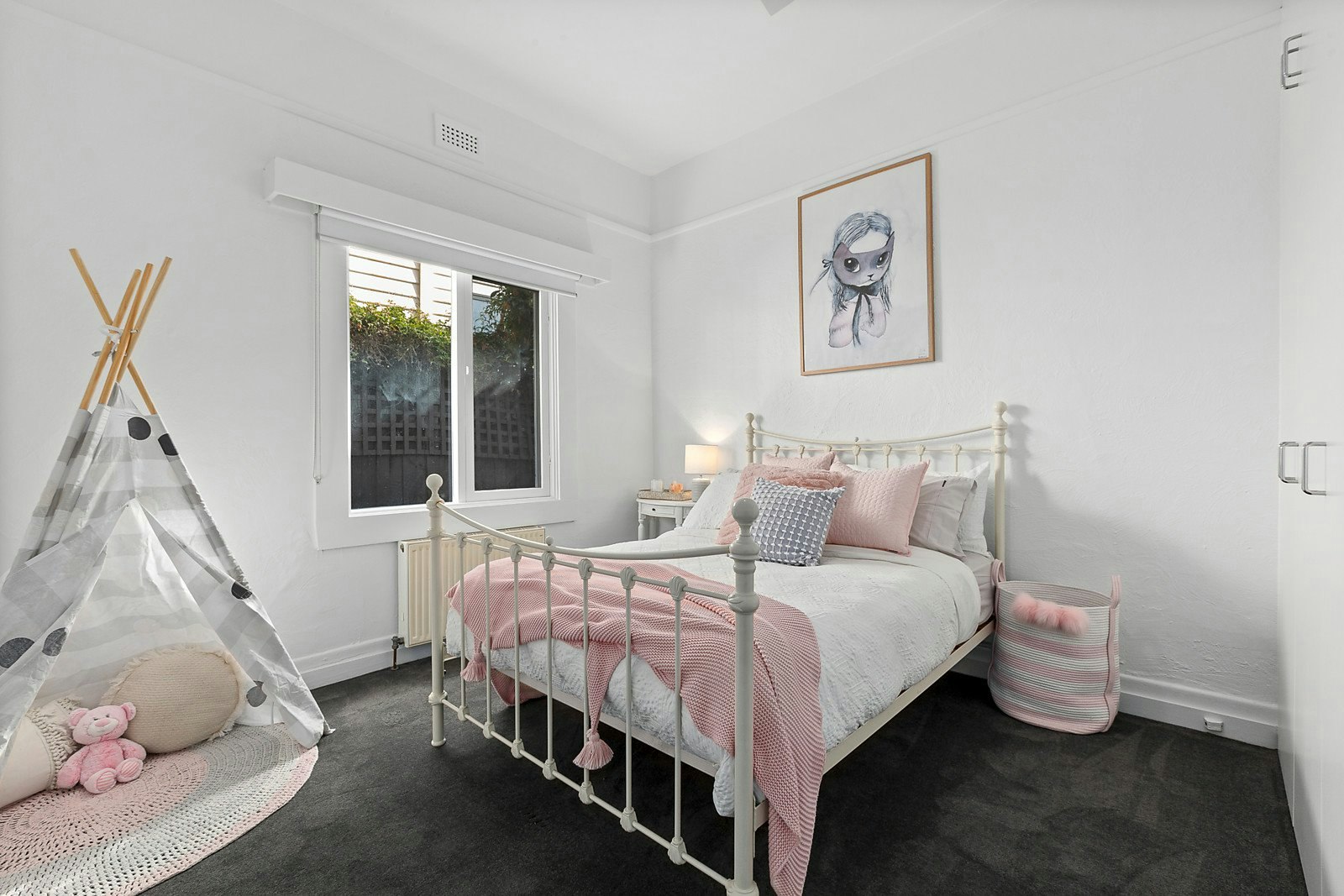 42 Rothesay Avenue, Elwood, VIC