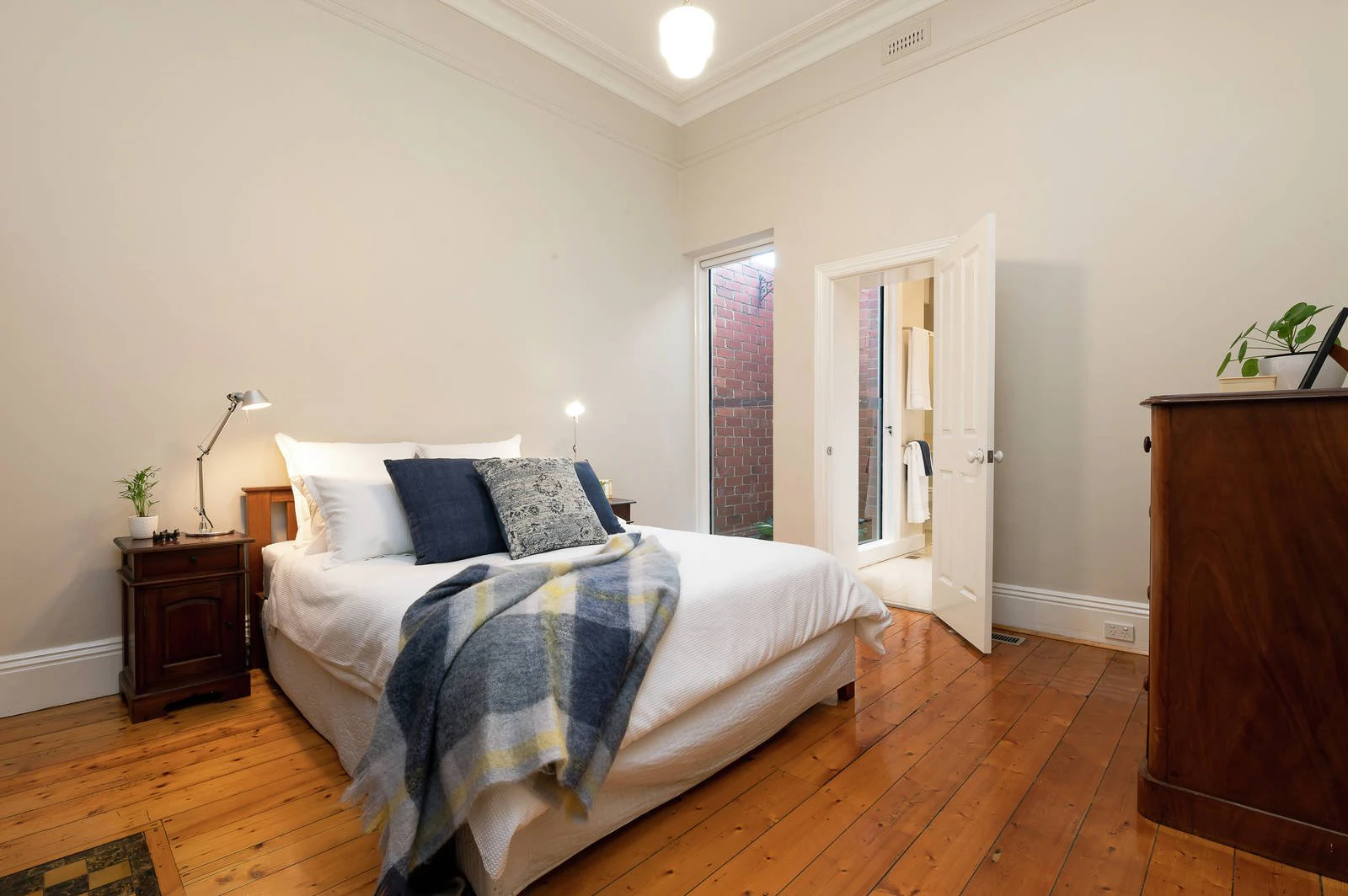 6 Mayfield Grove, Caulfield North, VIC