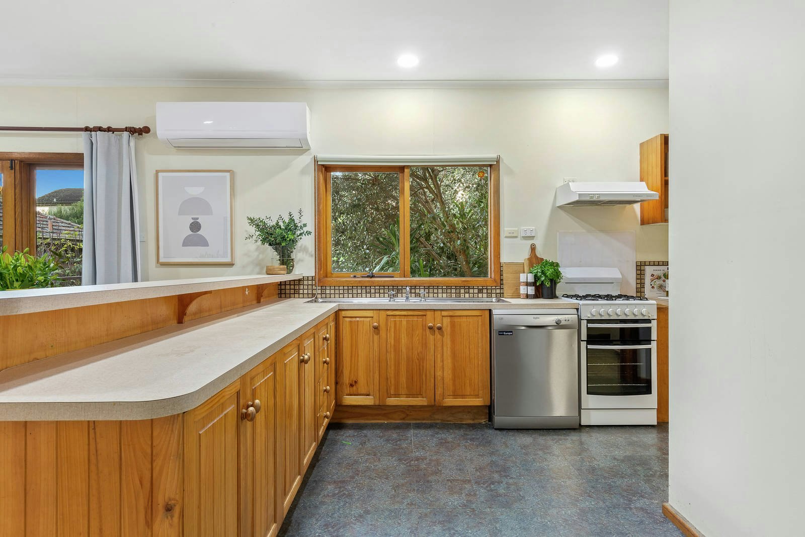 114 Through Road, Camberwell, VIC