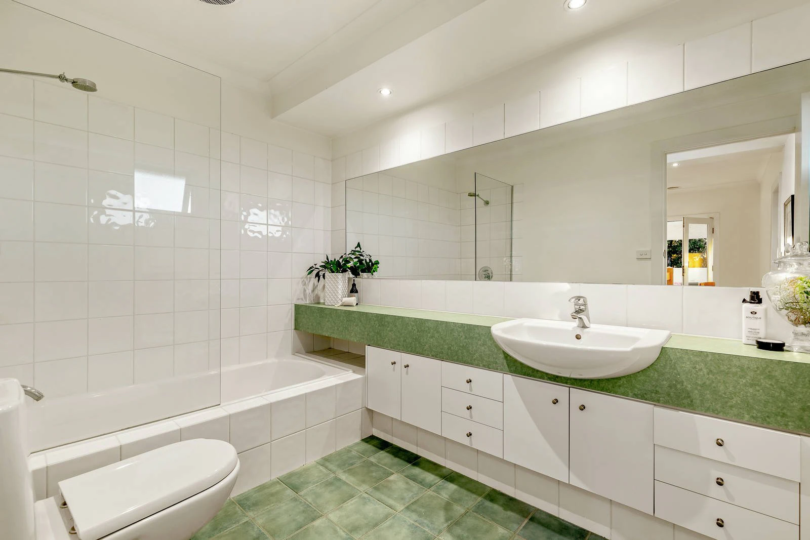 14 Ward Street, Ashburton, VIC