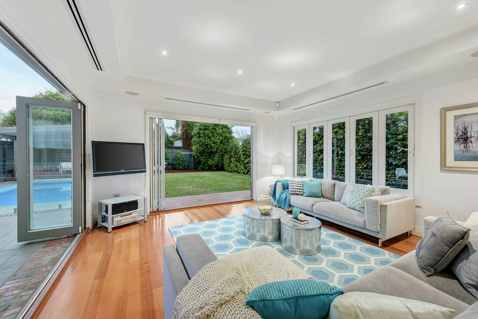 25 Mont Iris Avenue, Glen Iris, VIC