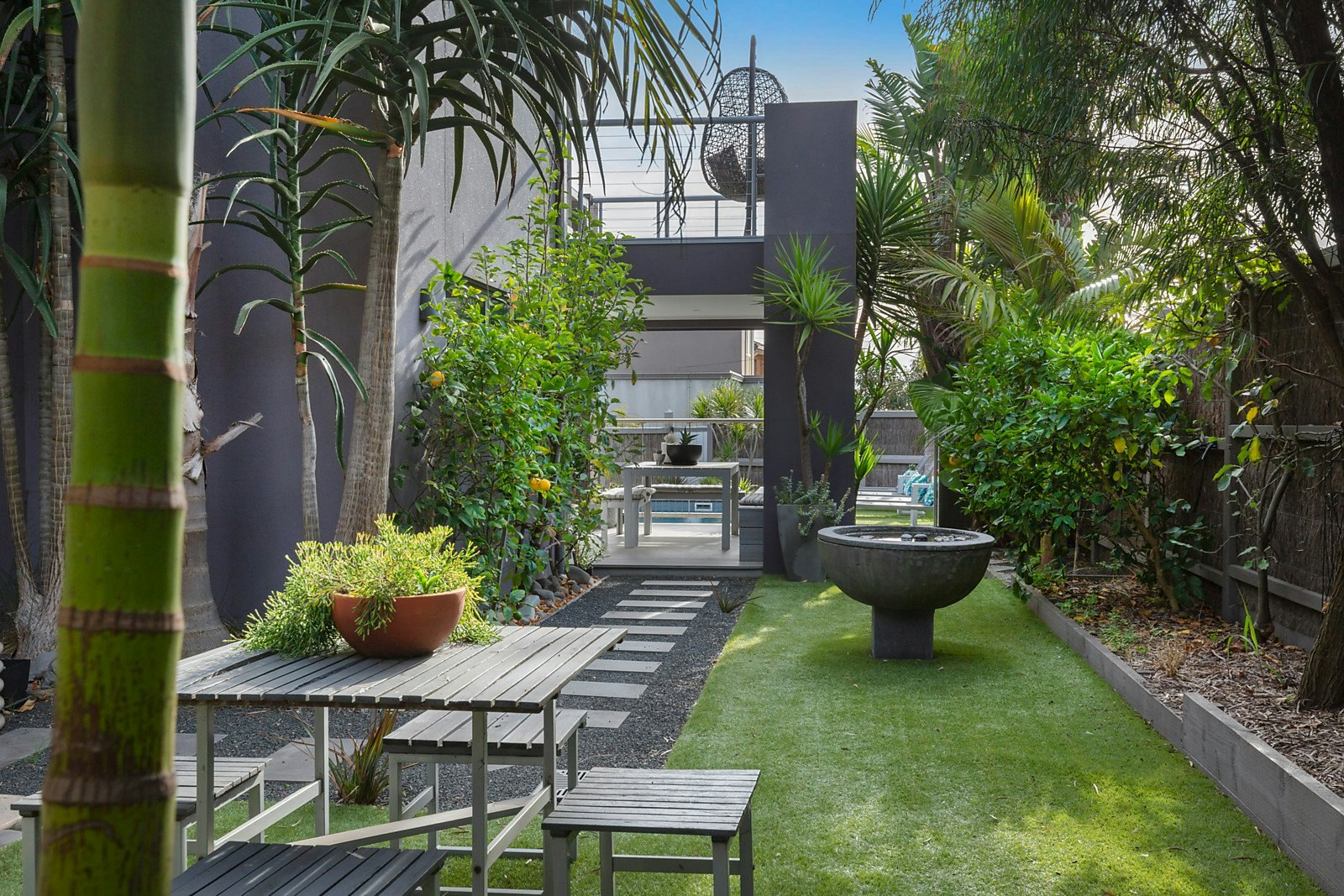 2 Yacht Court, Mornington, VIC