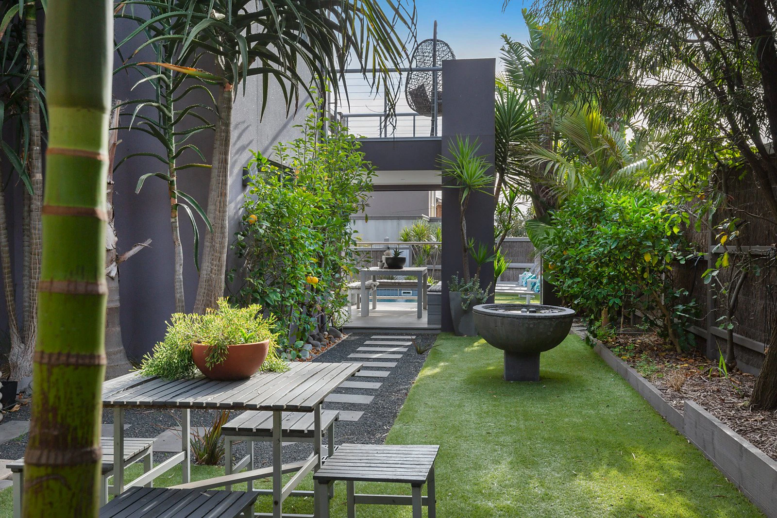 2 Yacht Court, Mornington, VIC