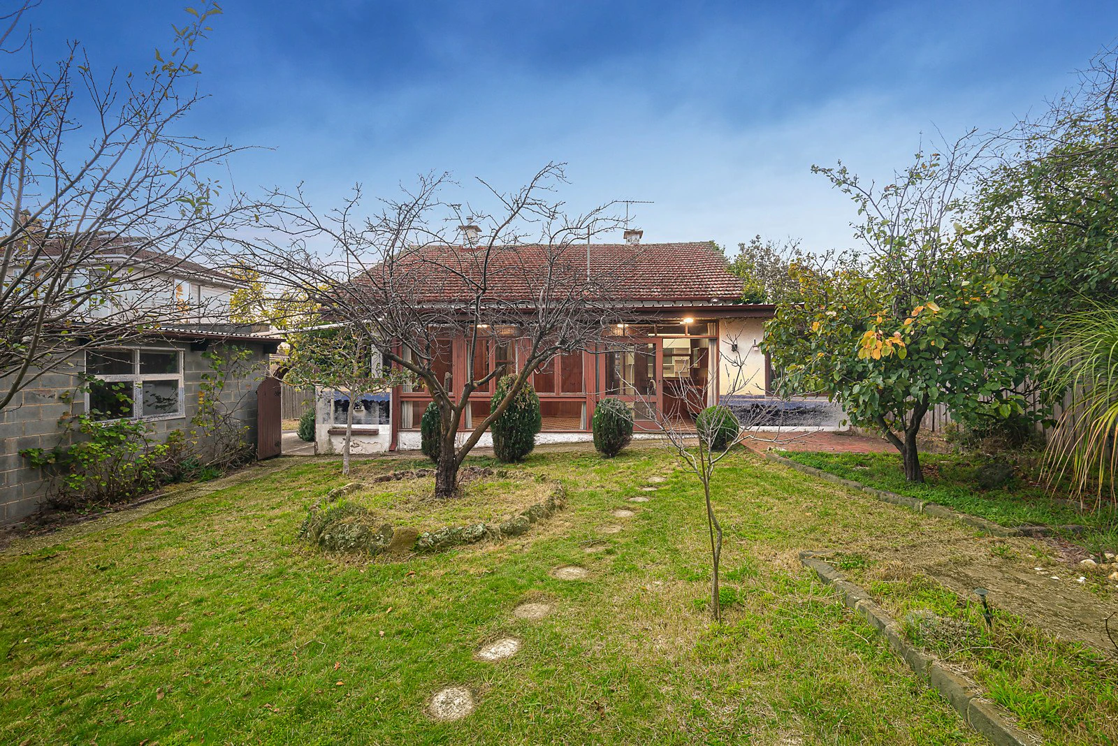 46 Wandsworth Road, Surrey Hills, VIC