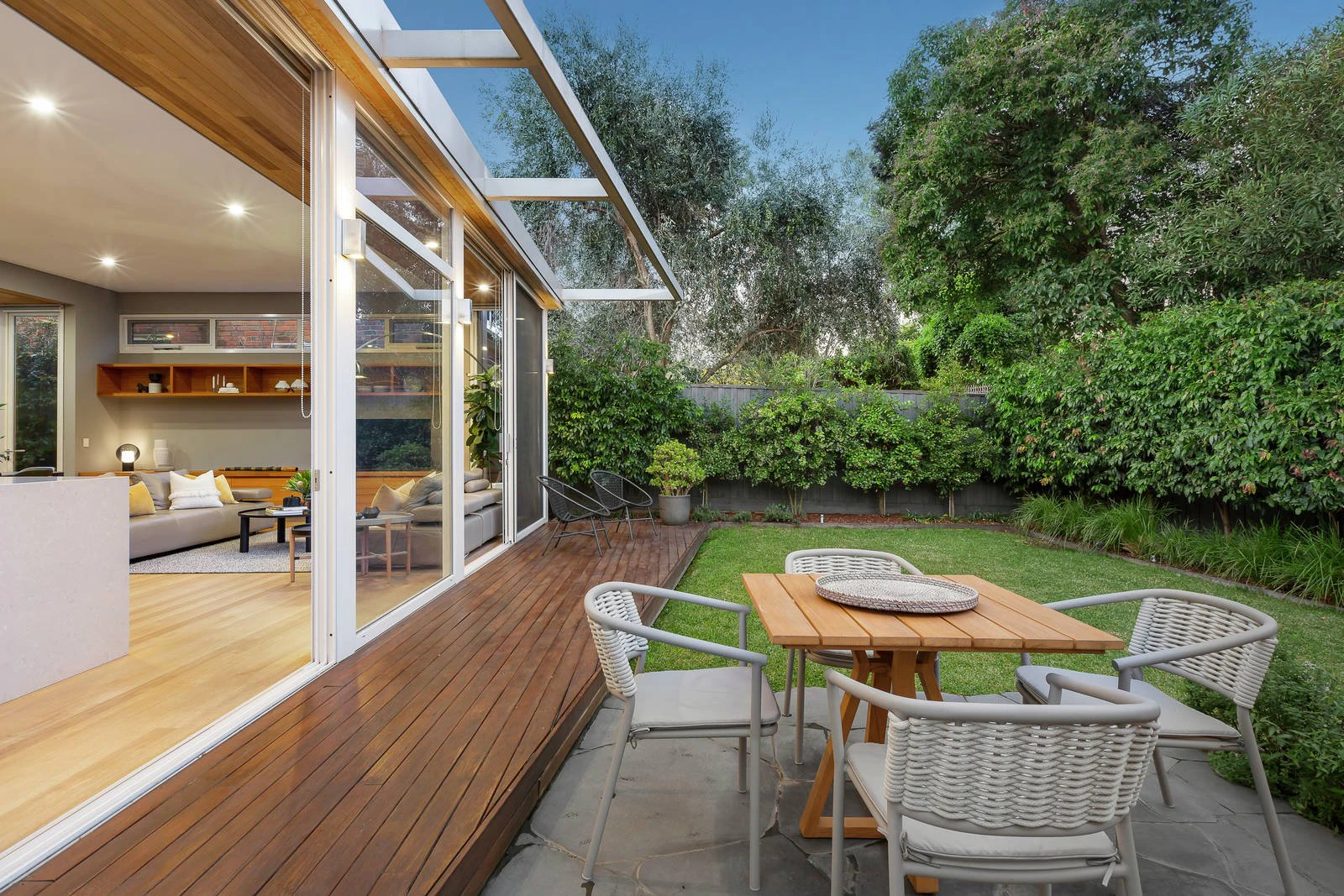 6 Allaville Avenue, Glen Iris, VIC