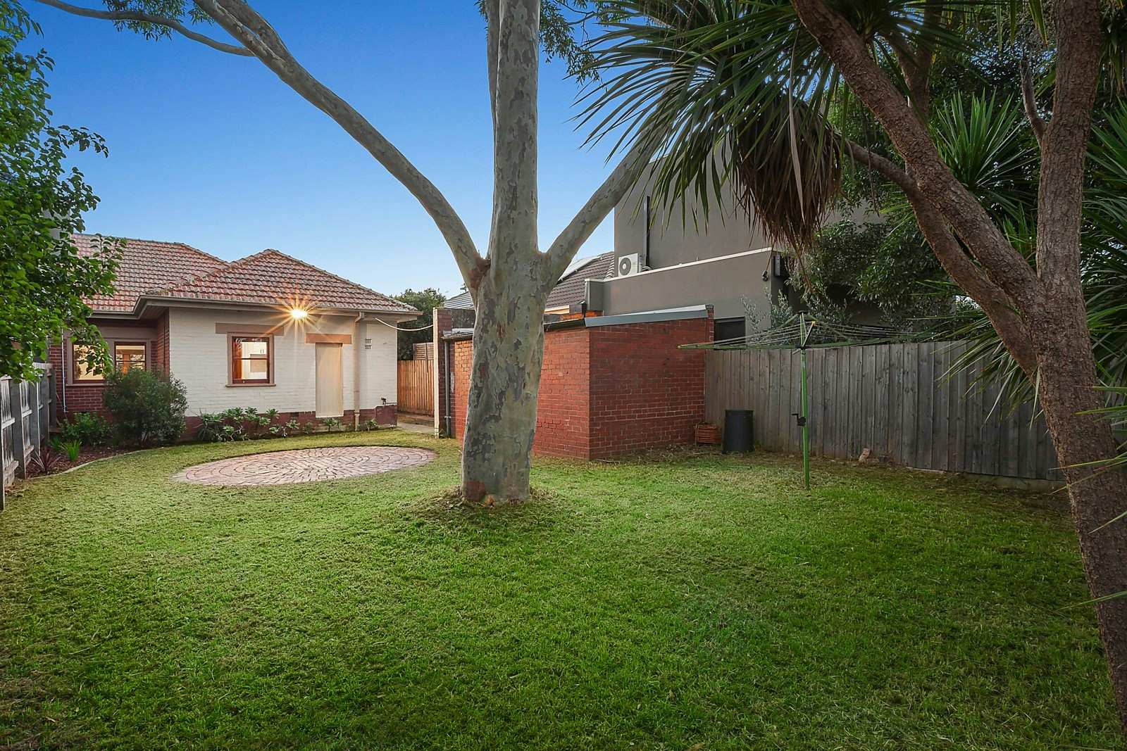 212 Waverley Road, Malvern East, VIC