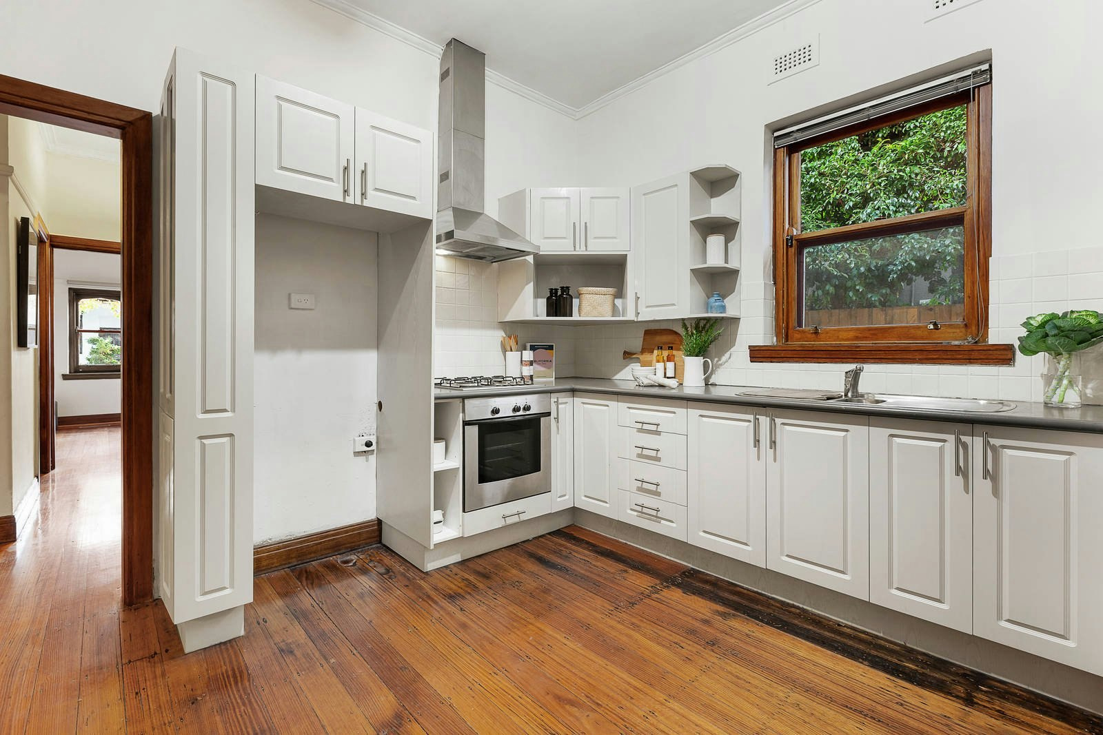 212 Waverley Road, Malvern East, VIC