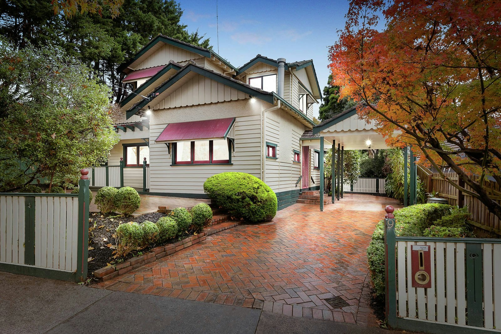 9 Alexandra Crescent, Surrey Hills, VIC