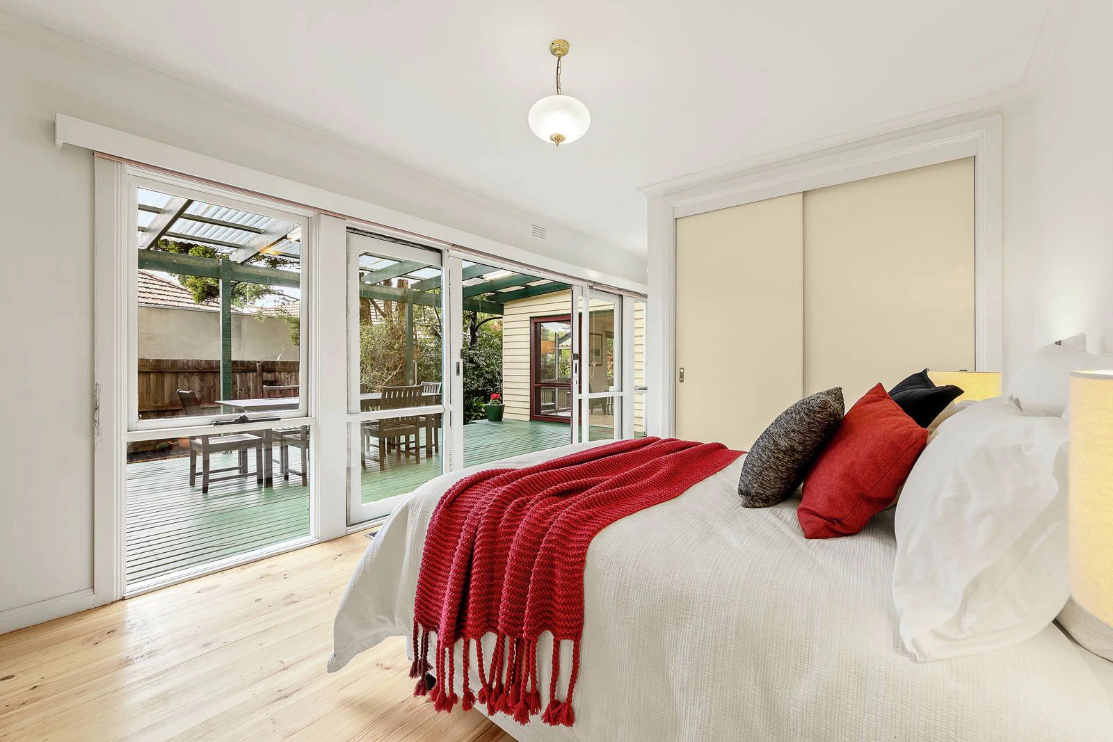 9 Alexandra Crescent, Surrey Hills, VIC