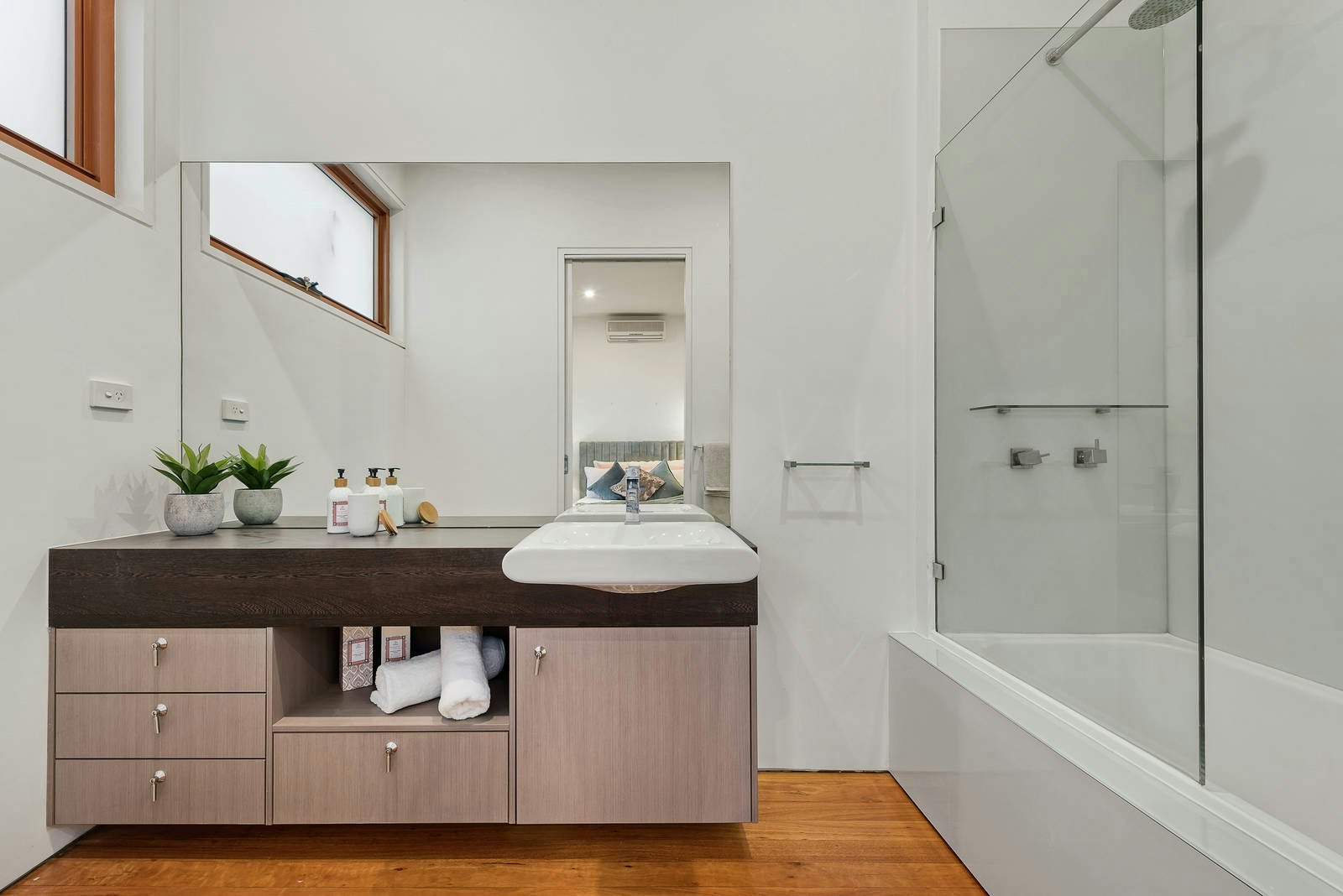 18 Sheedy Street, Richmond, VIC