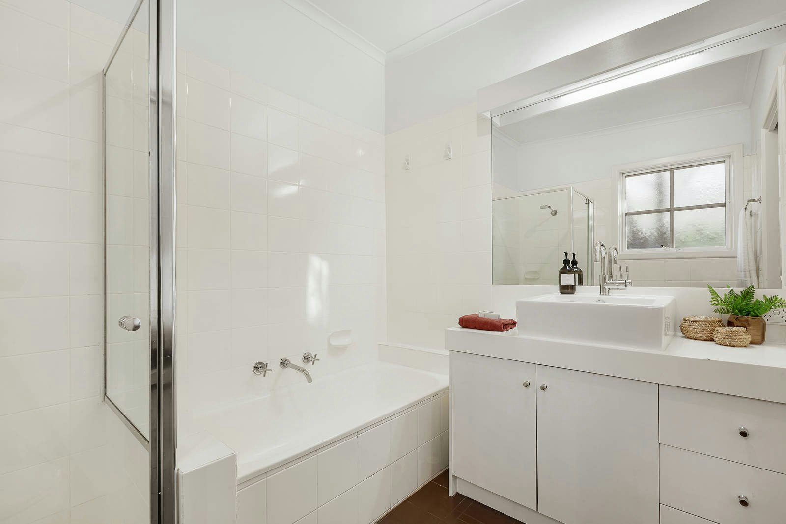 8 Moorhouse Street, Camberwell, VIC