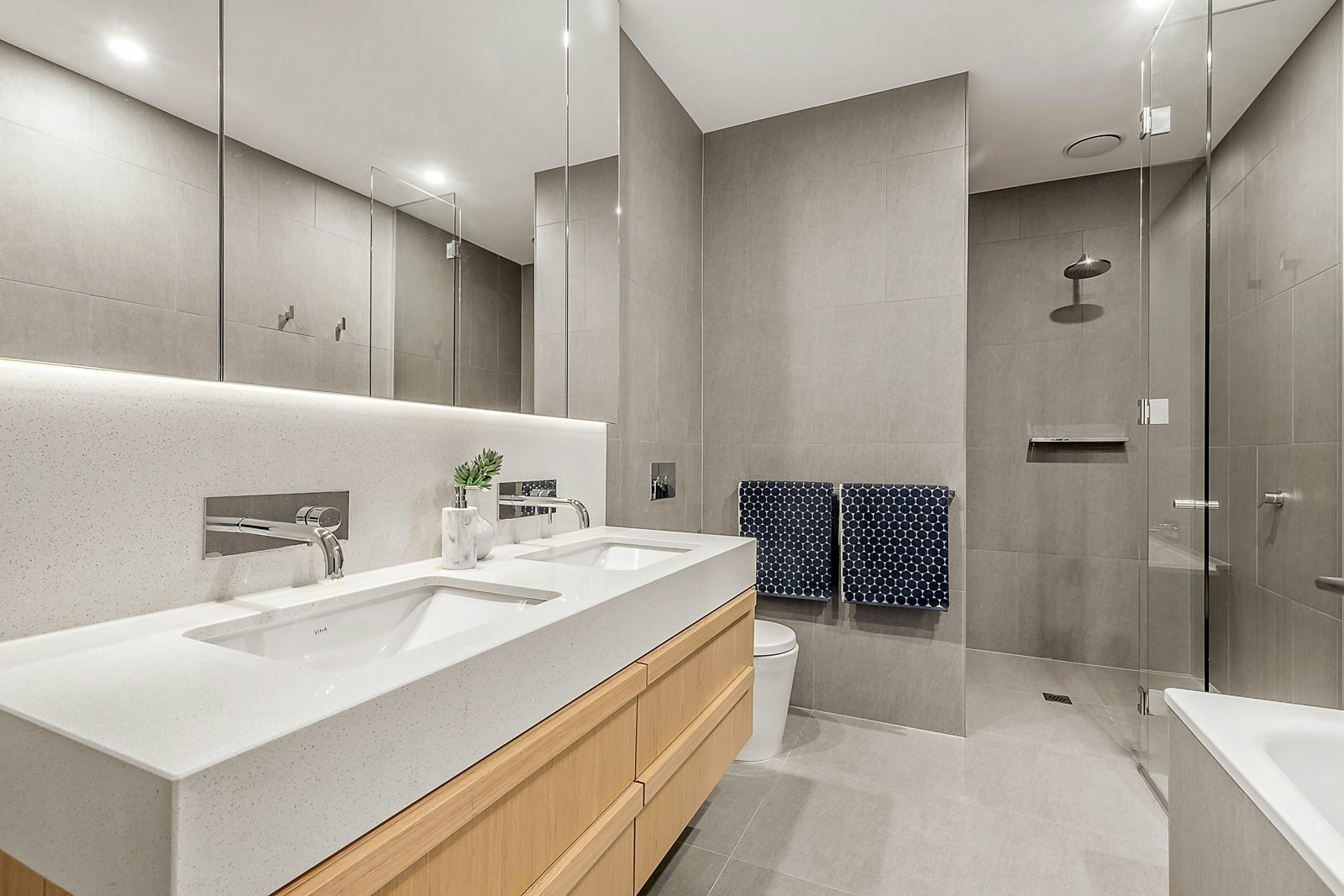 4/8 Manningtree Road, Hawthorn, VIC