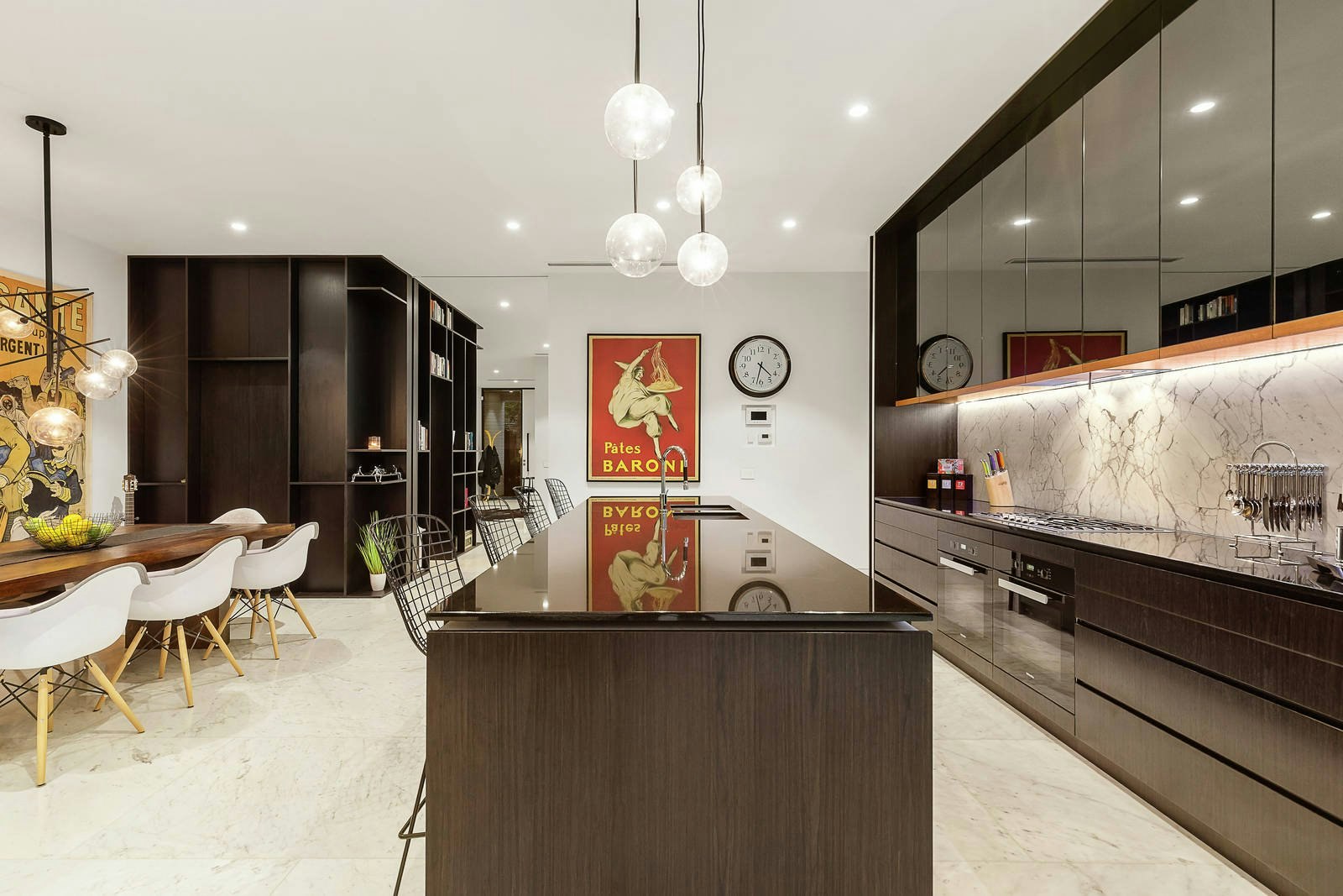 9 Churchill Court, Brighton East, VIC