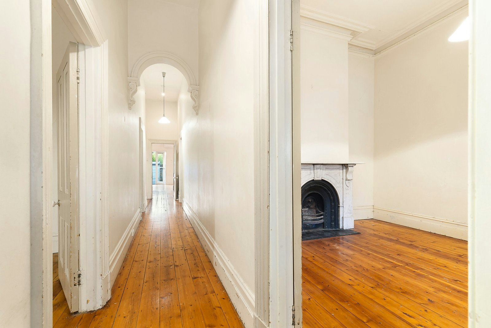 246 Bridport Street West, Albert Park, VIC