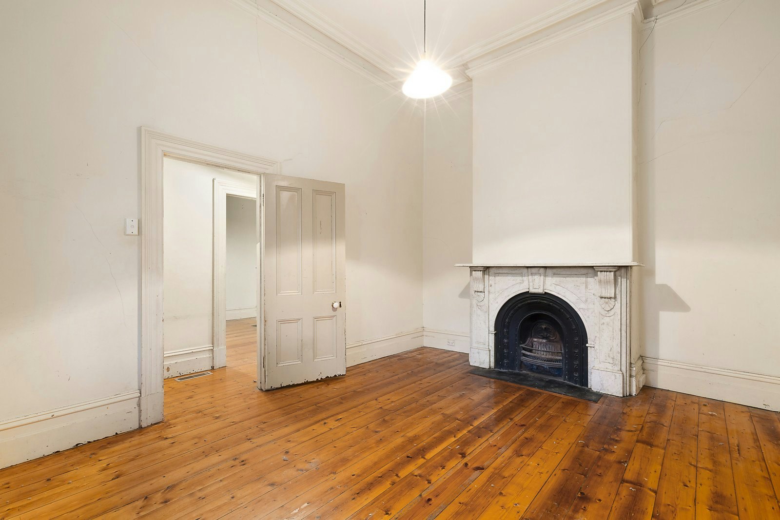 246 Bridport Street West, Albert Park, VIC