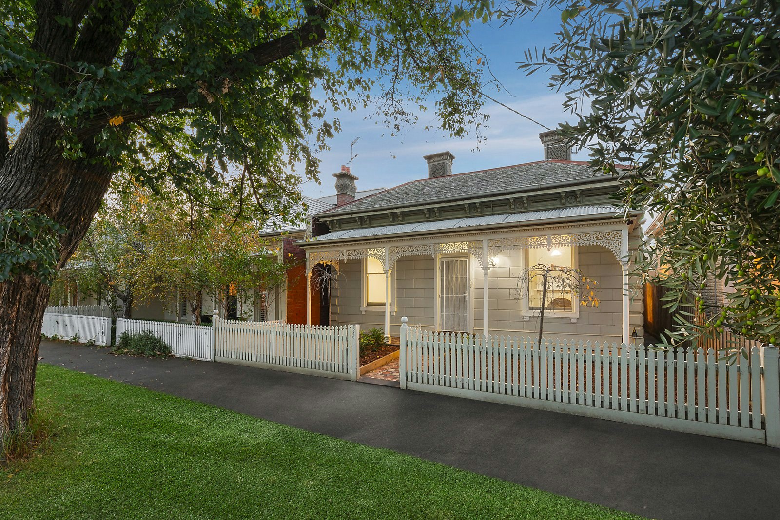 246 Bridport Street West, Albert Park, VIC