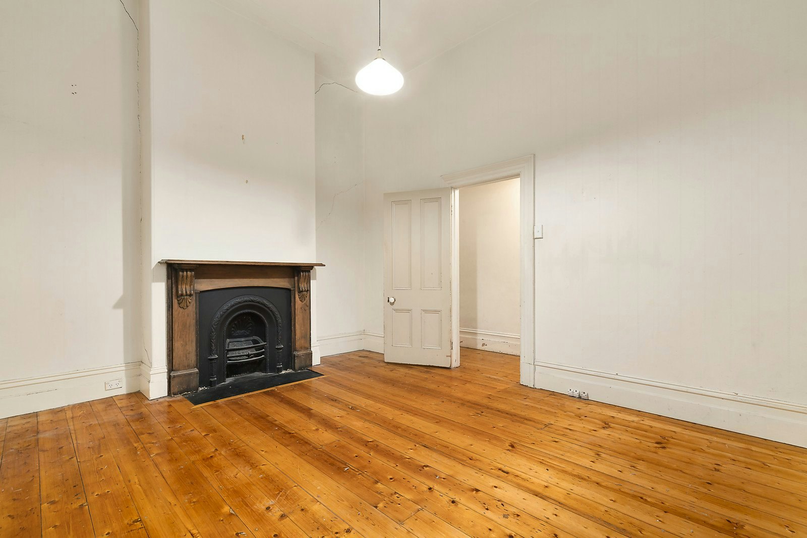 246 Bridport Street West, Albert Park, VIC