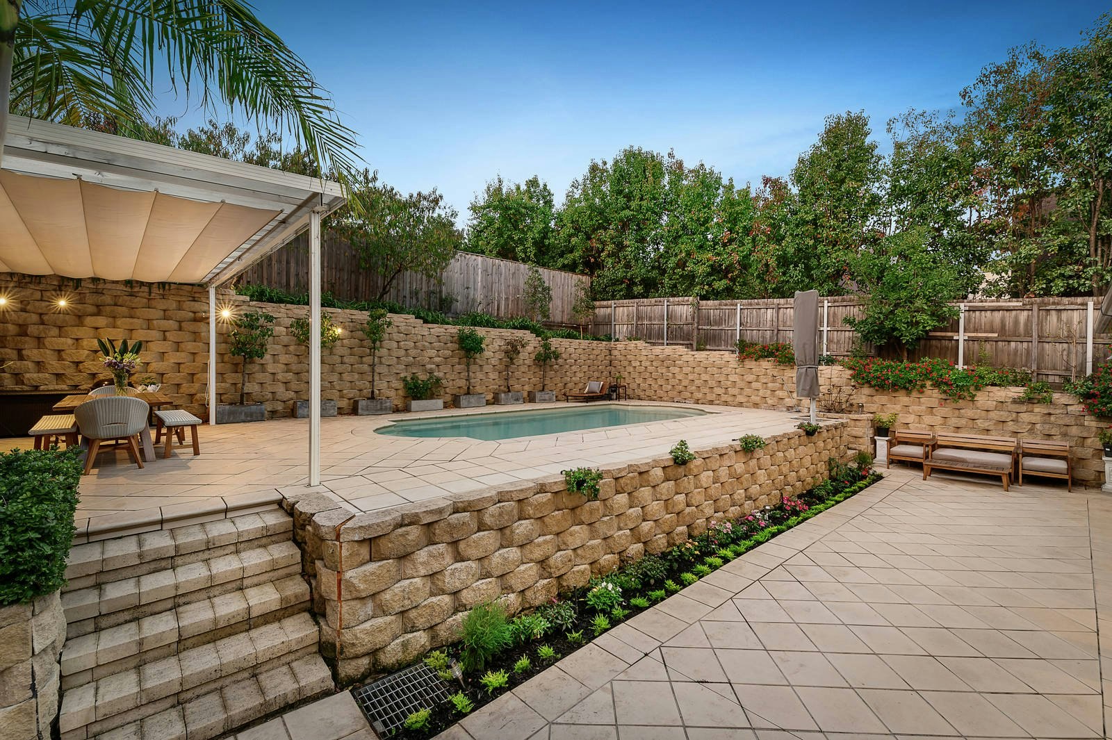 1 Gardiner Road, Hawthorn, VIC