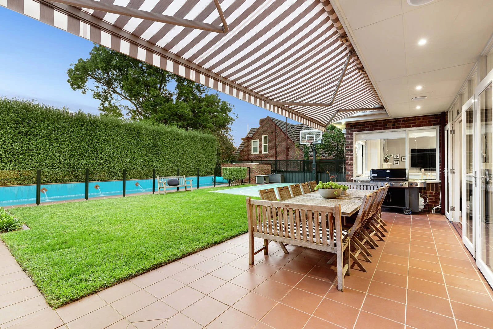 64 The Boulevard, Balwyn North, VIC