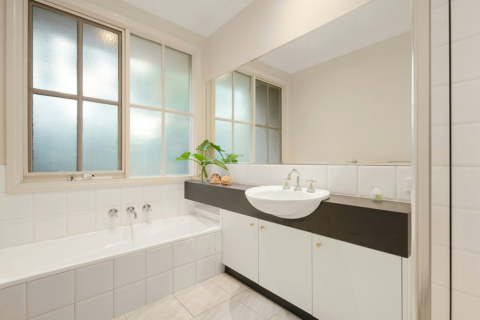 2/37 Donna Buang Street, Camberwell, VIC