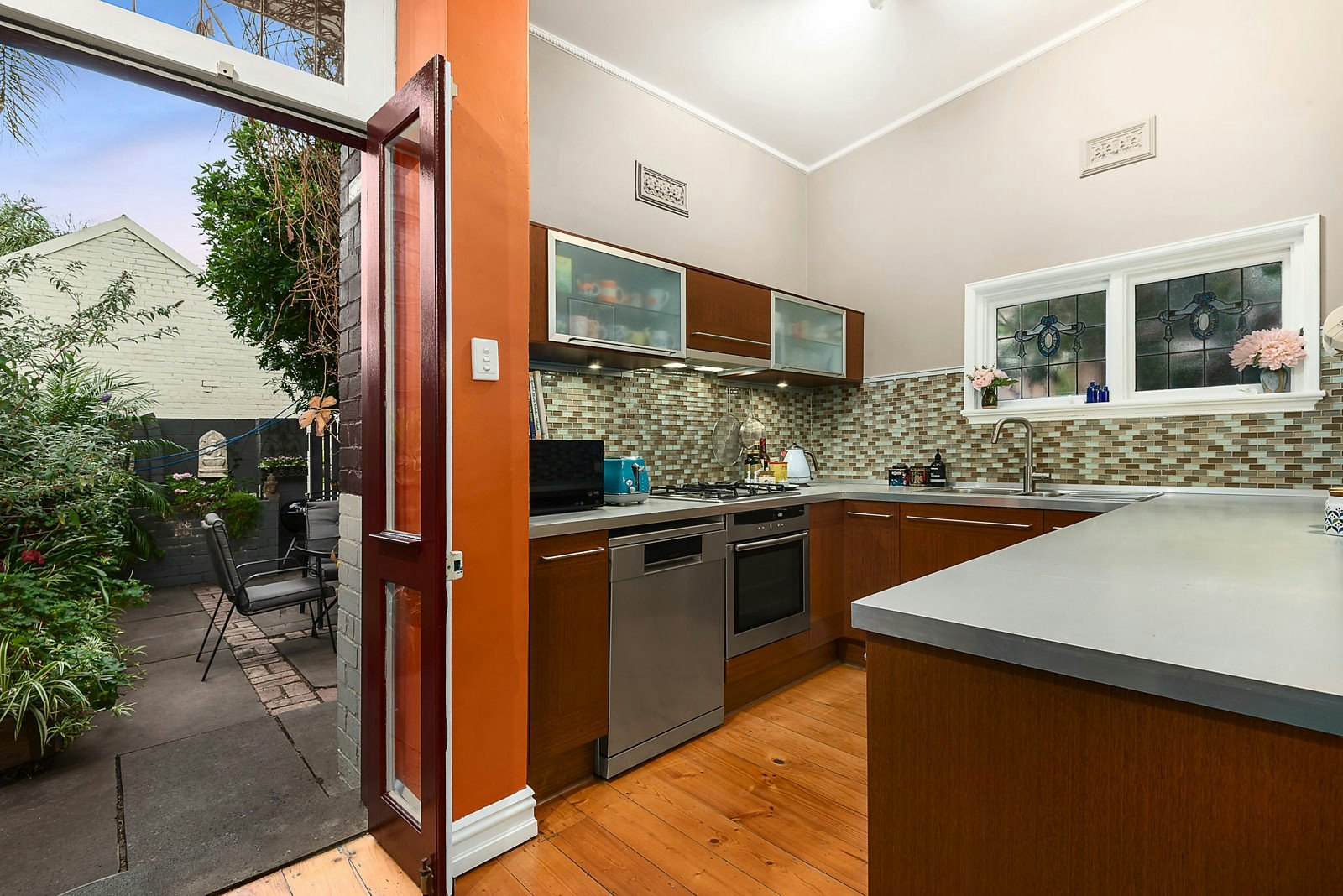 13 Mozart Street, St Kilda, VIC