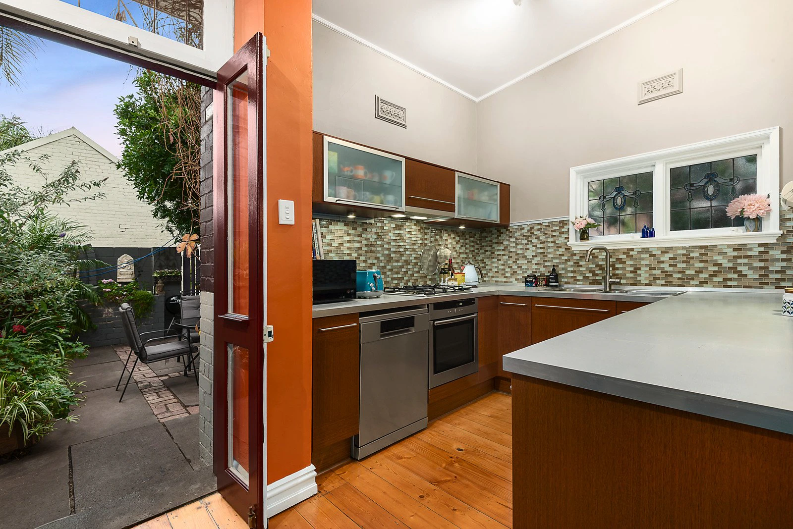 13 Mozart Street, St Kilda, VIC
