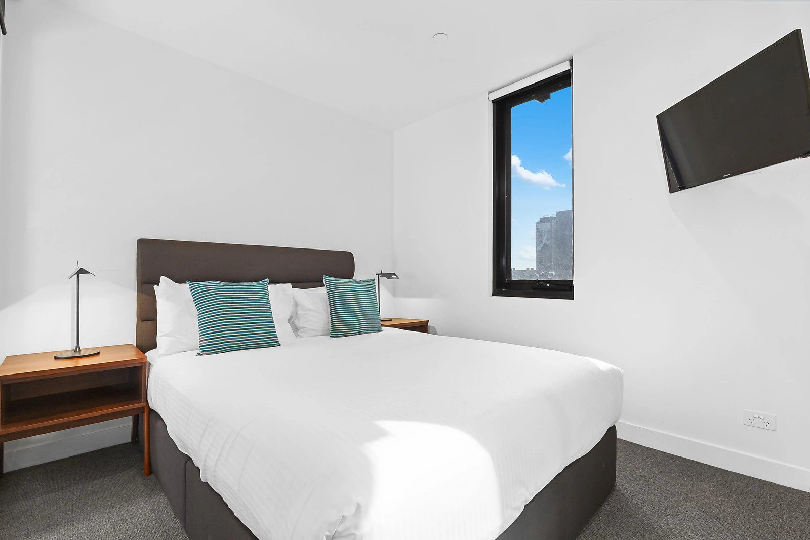 1402/10 Claremont Street, South Yarra, VIC