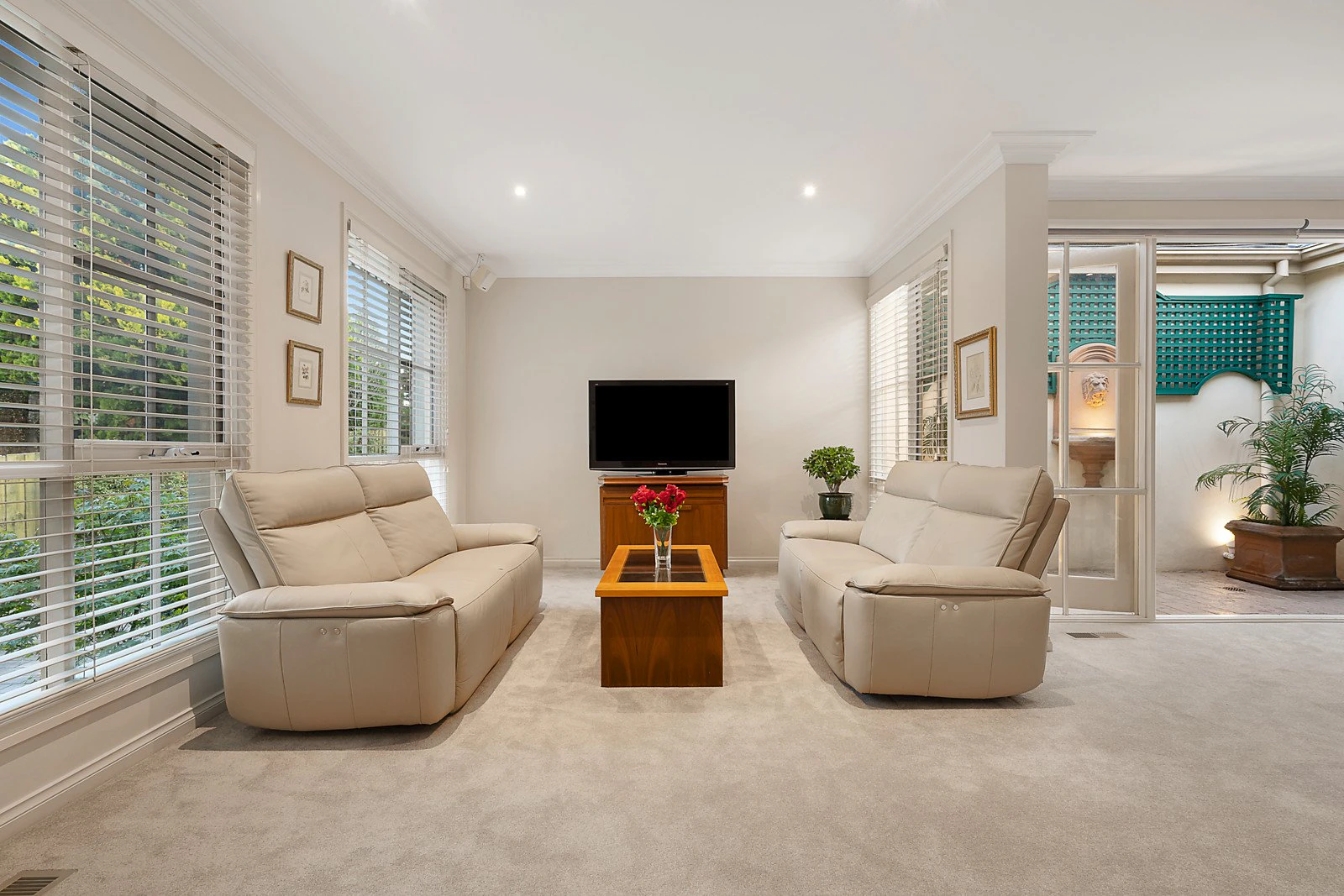 2/37 Donna Buang Street, Camberwell, VIC